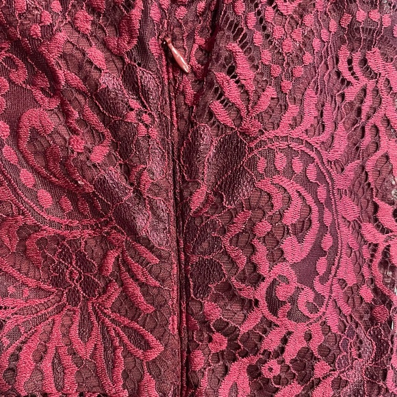 NÉW WITH TAGS LACE/MESH LONG SLEEVE TIGHT DRESS - Picture 11 of 11